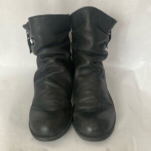 Steve Madden Black Leather Ankle Boots Women size 9